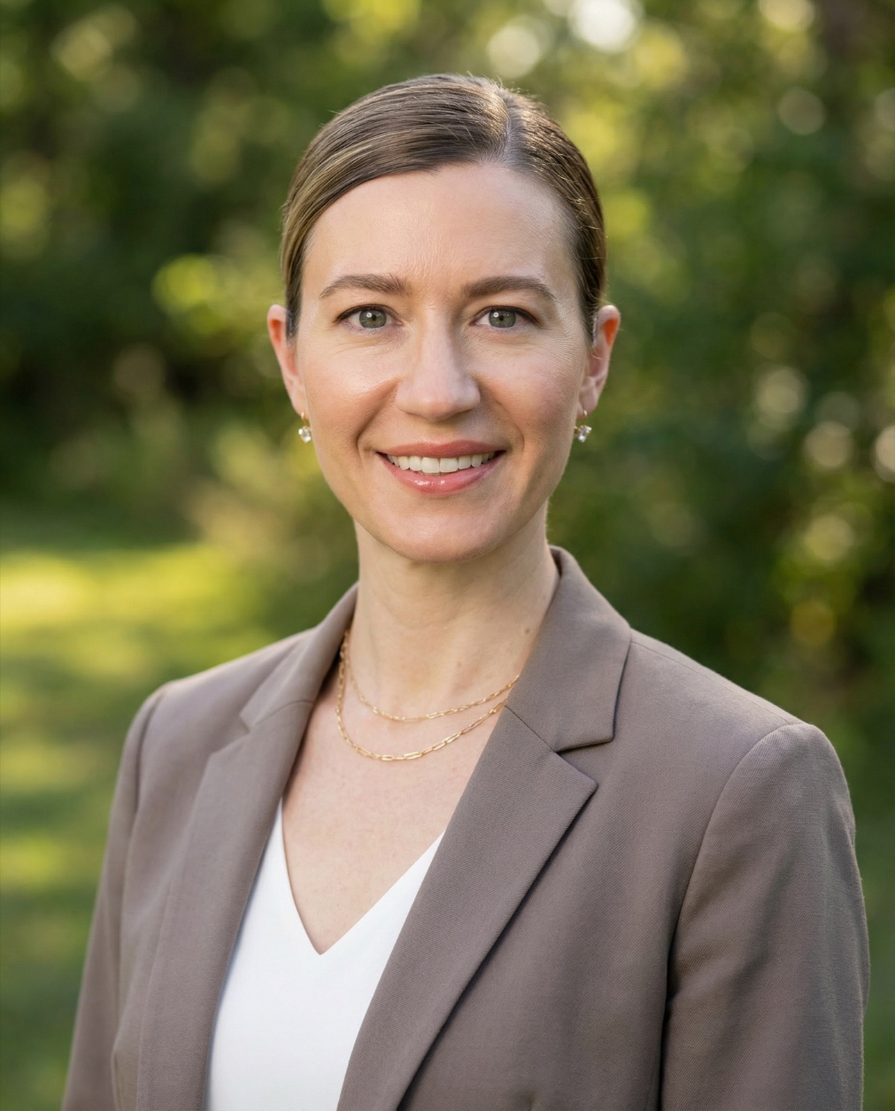 Dr. Hannah Hill